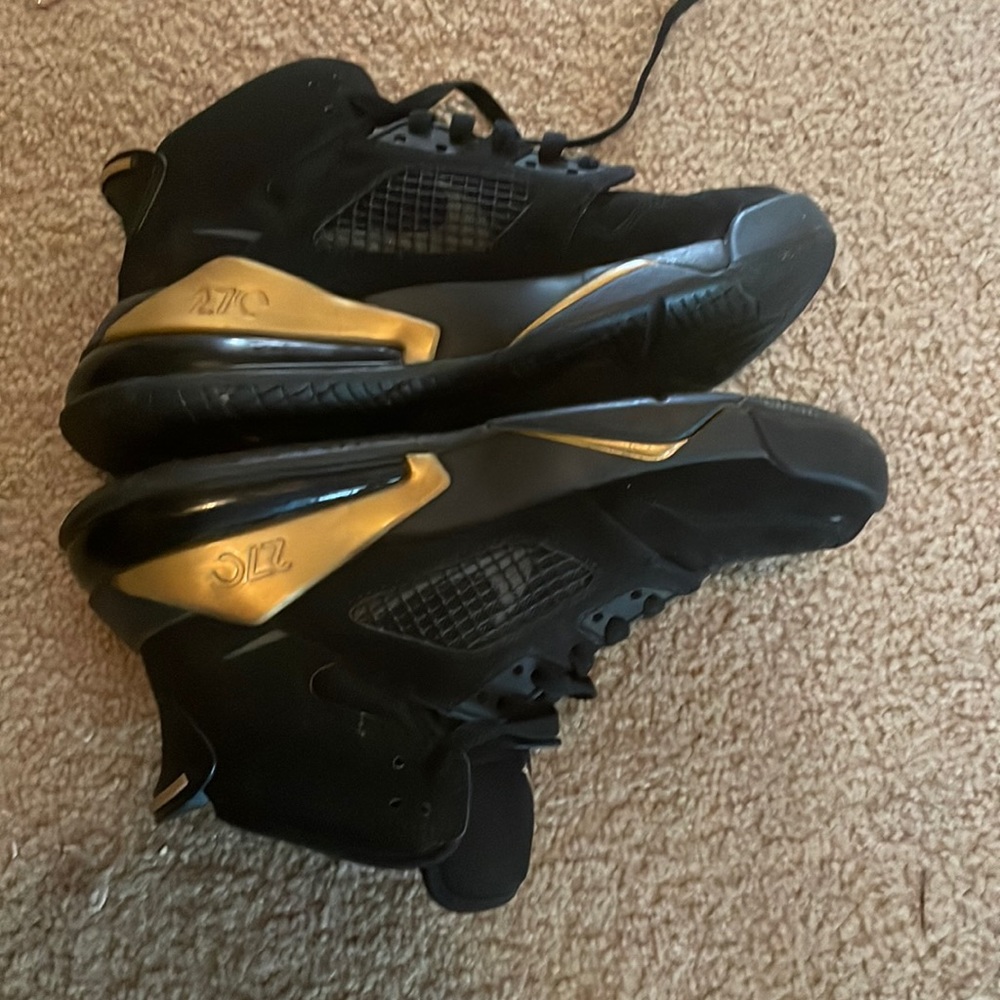 Jordan 27C size 7 youth